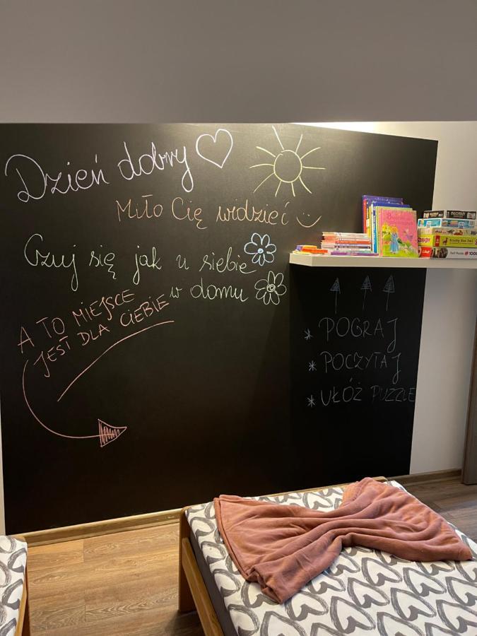 Apartament Rodzinny Ostrowiec Sw Ostrowiec Świętokrzyski Dış mekan fotoğraf