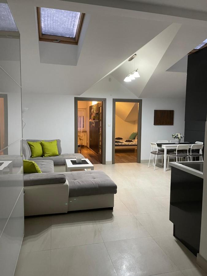 Apartament Rodzinny Ostrowiec Sw Ostrowiec Świętokrzyski Dış mekan fotoğraf