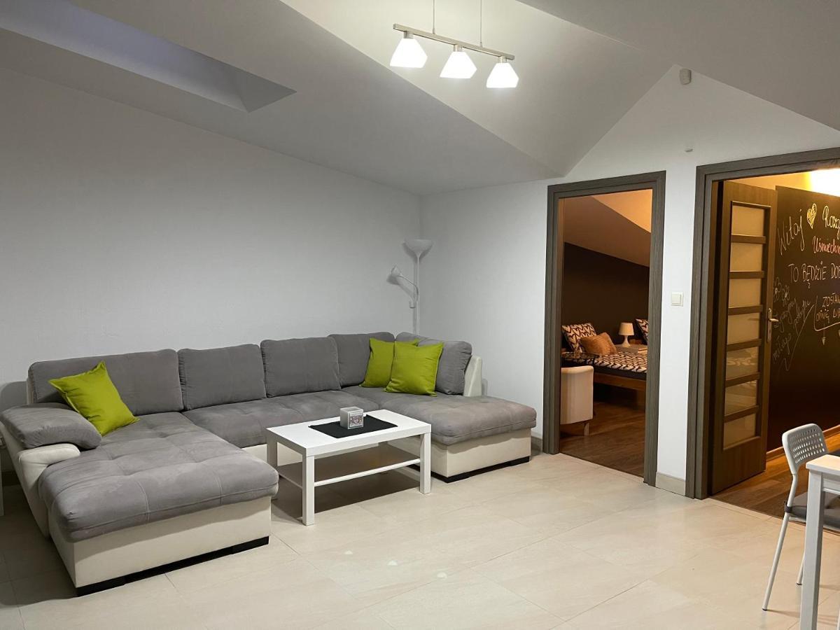Apartament Rodzinny Ostrowiec Sw Ostrowiec Świętokrzyski Dış mekan fotoğraf