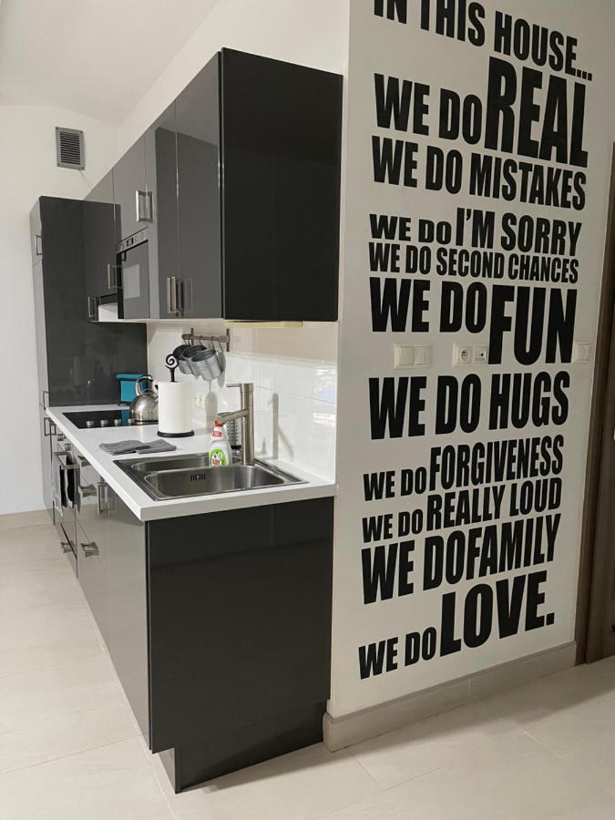 Apartament Rodzinny Ostrowiec Sw Ostrowiec Świętokrzyski Dış mekan fotoğraf