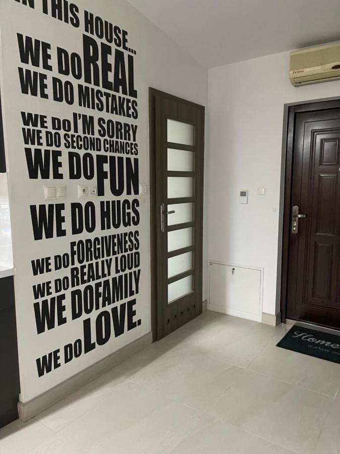 Apartament Rodzinny Ostrowiec Sw Ostrowiec Świętokrzyski Dış mekan fotoğraf
