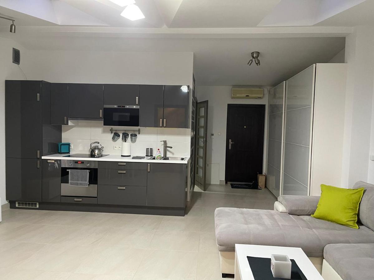 Apartament Rodzinny Ostrowiec Sw Ostrowiec Świętokrzyski Dış mekan fotoğraf